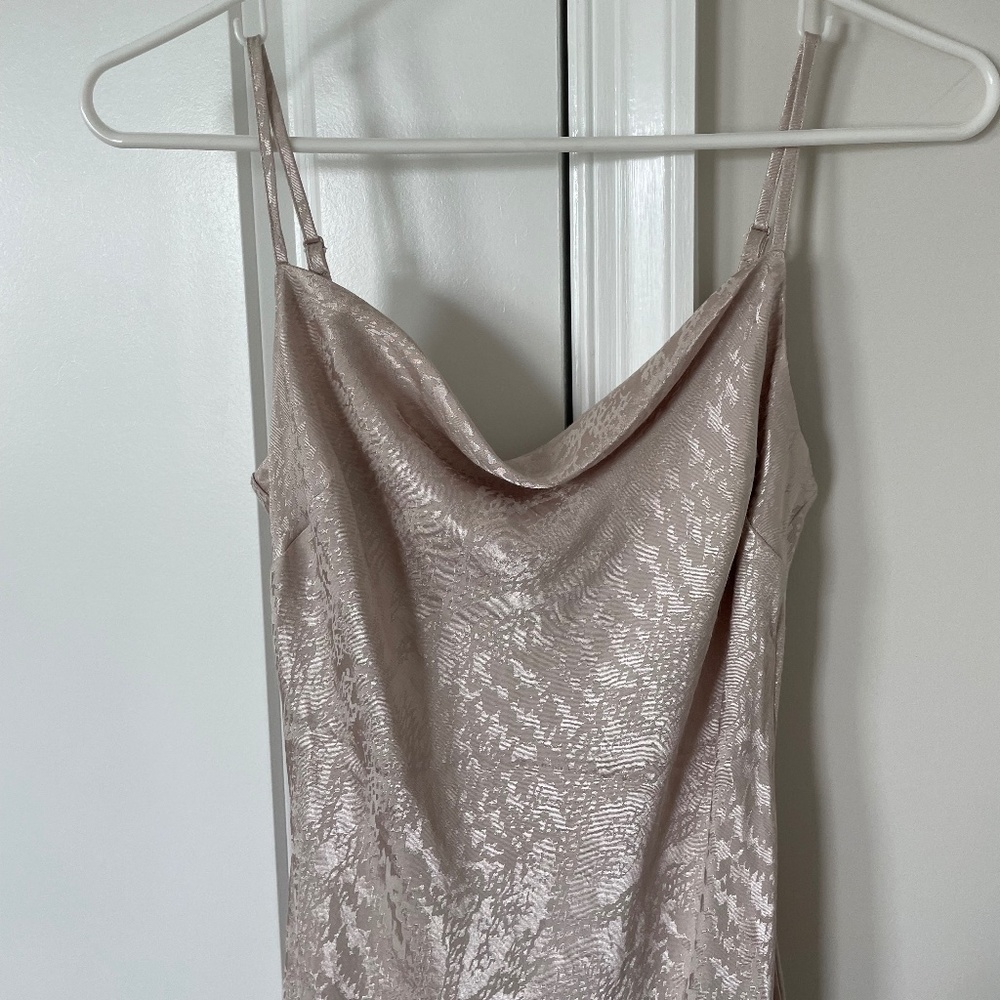 Express Dress, Extra Small, Cream Pattern Cowl Ne… - image 6